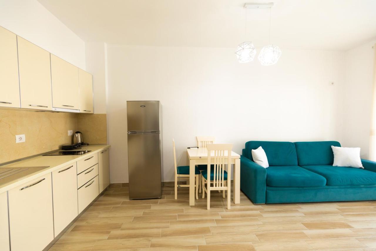 Seaview Apartments Vlore Exterior photo