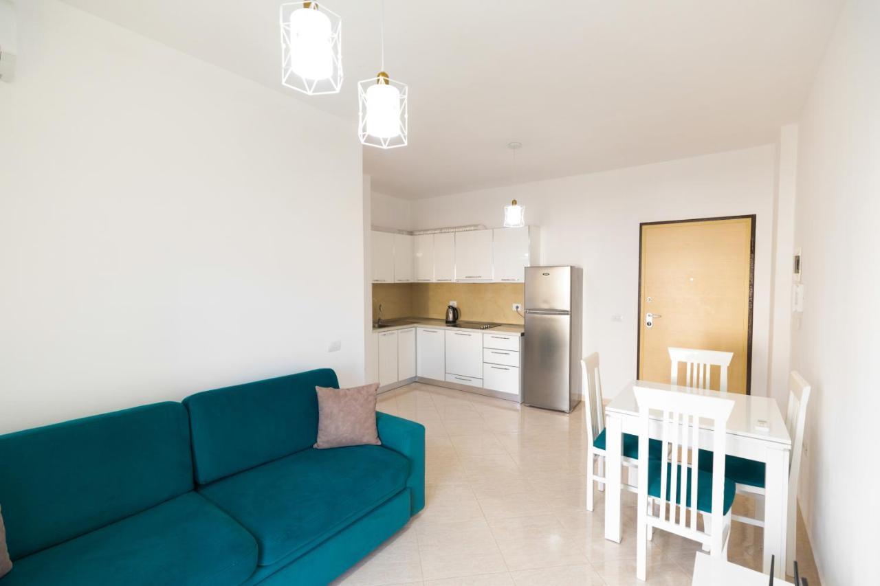 Seaview Apartments Vlore Exterior photo